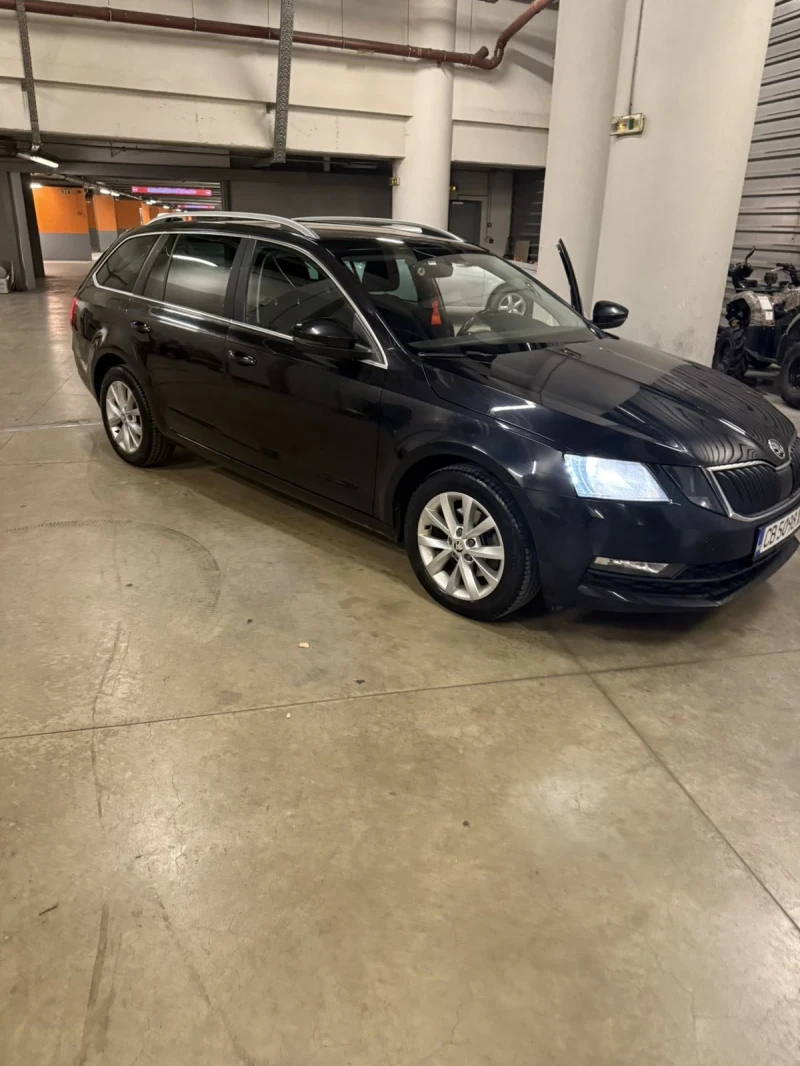 Skoda Octavia, снимка 3 - Автомобили и джипове - 52402297