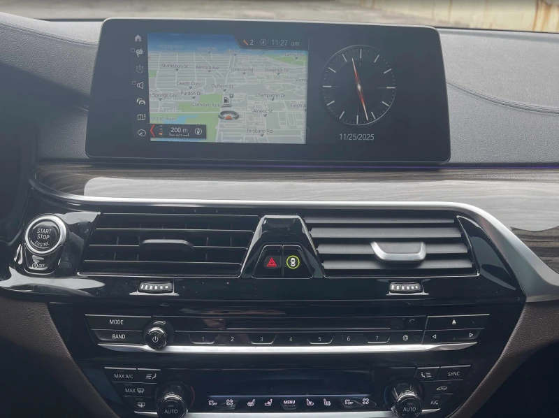 BMW 540 xDrive / M-PKG / SOFT CLOSE / INDIVIDUAL / HARMAN, снимка 10 - Автомобили и джипове - 52749572