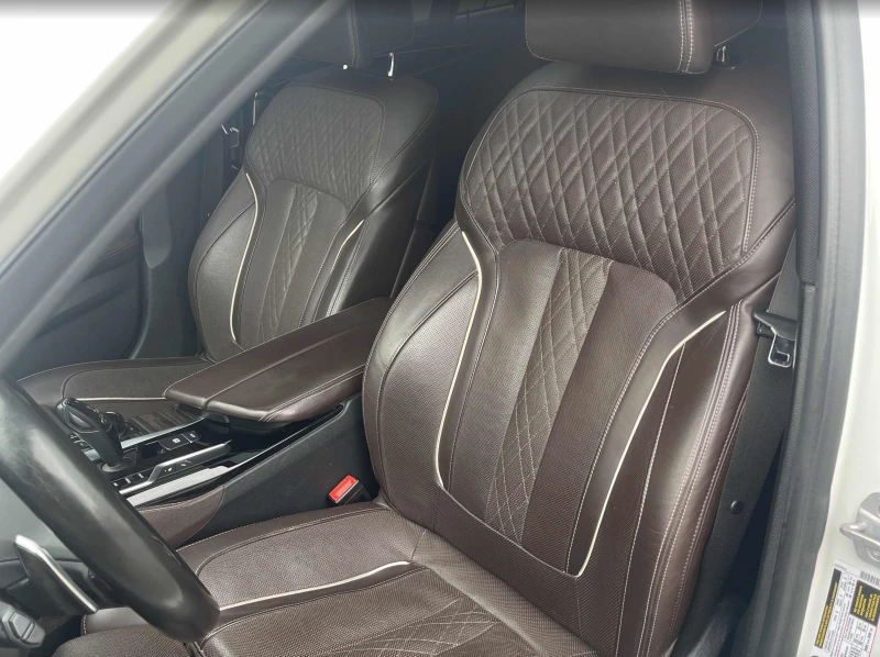 BMW 540 xDrive / M-PKG / SOFT CLOSE / INDIVIDUAL / HARMAN, снимка 13 - Автомобили и джипове - 52749572