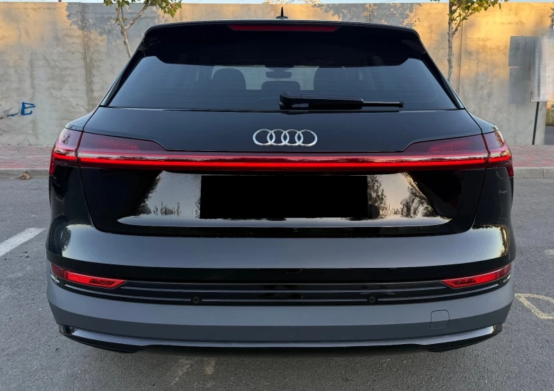 Audi E-Tron 50 Quattro, снимка 4 - Автомобили и джипове - 52747906