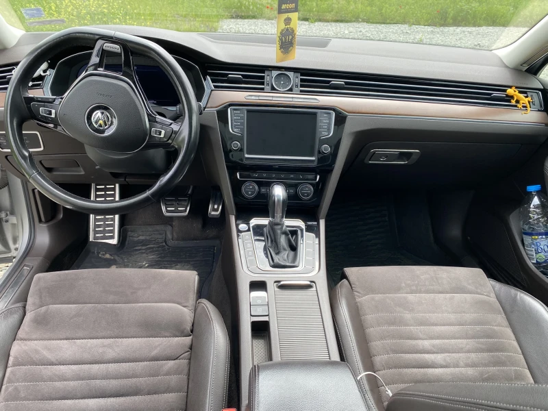 VW Passat Highline, снимка 14 - Автомобили и джипове - 52934167