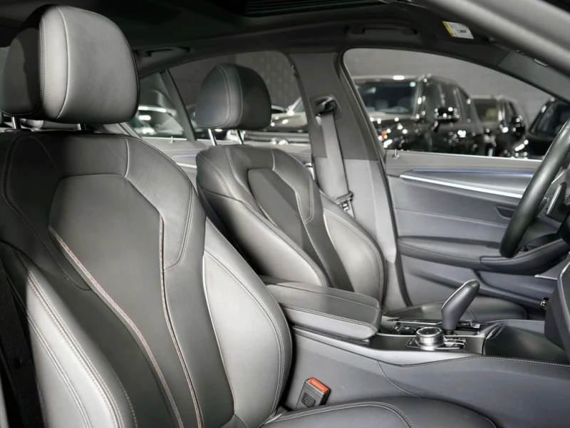 BMW 540 * xDrive * CARFAX * ЦЕНА ДО БГ, снимка 12 - Автомобили и джипове - 53384912