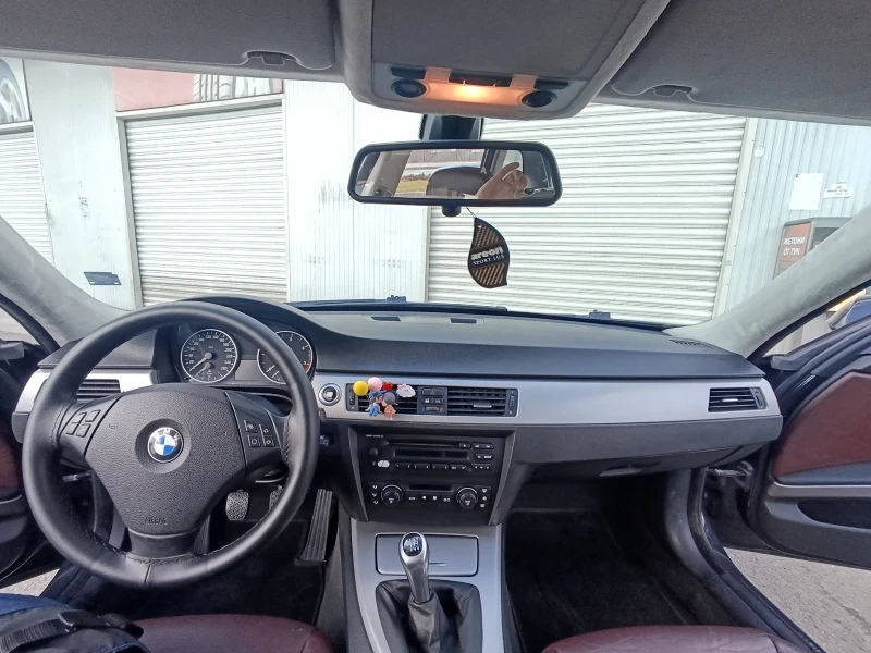 BMW 320, снимка 2 - Автомобили и джипове - 53399021