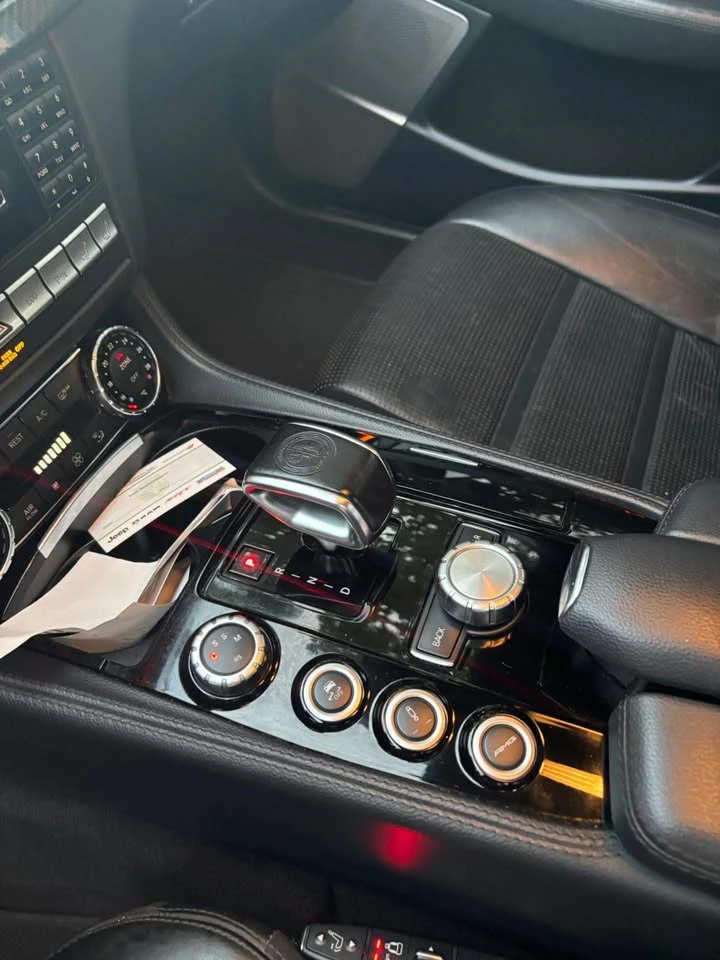 Mercedes-Benz CLS 63 AMG CARFAX* АВТОФИНАНСИРАНЕ БЕЗ ПЪРВОНАЧАЛНА ВНОСКА - изображение 7