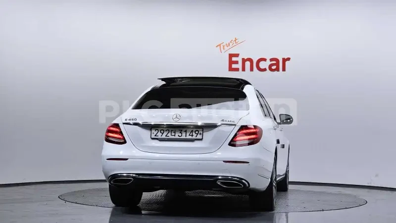 Mercedes-Benz E 450, снимка 4 - Автомобили и джипове - 54703926
