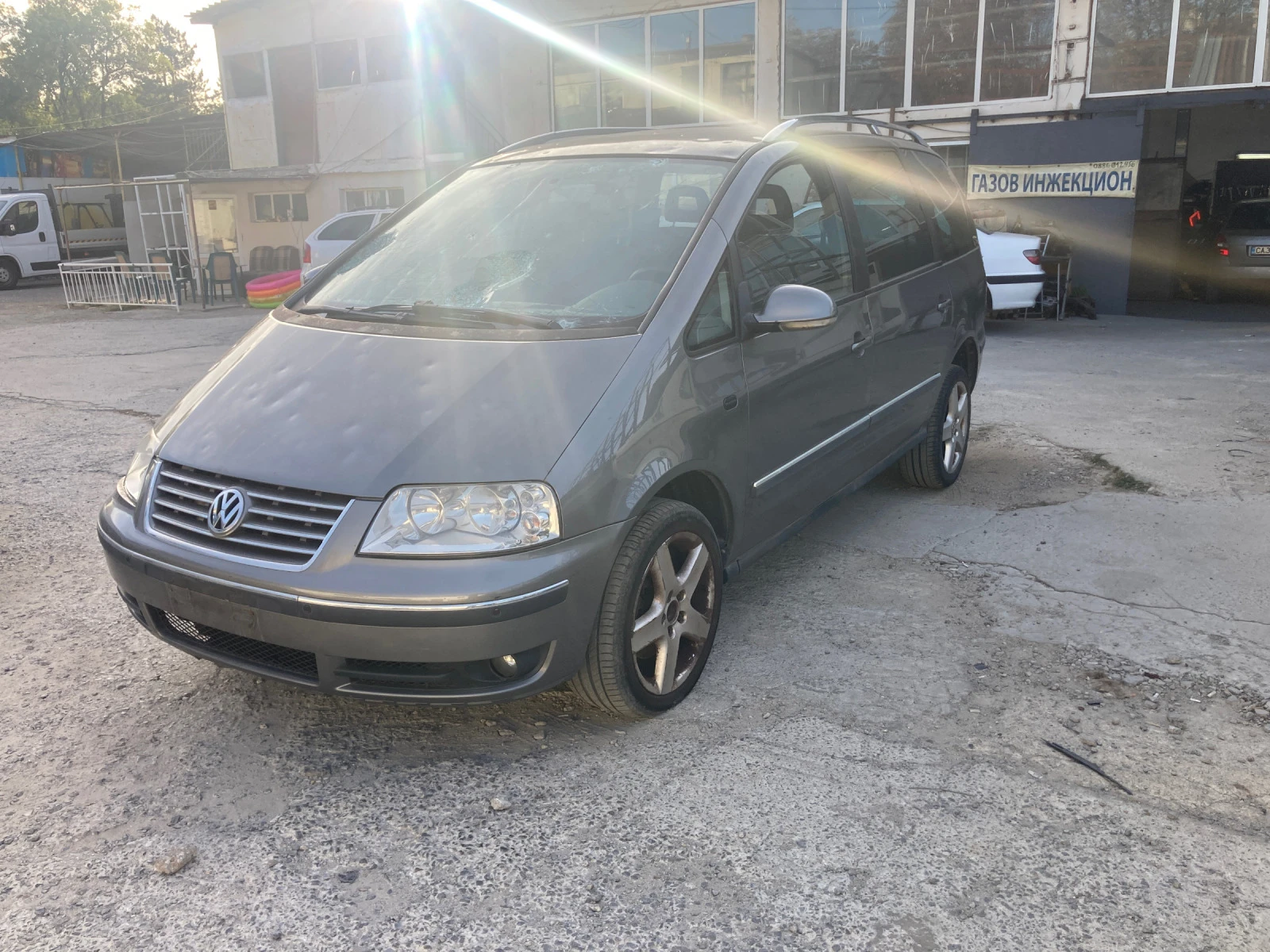 VW Sharan 2.0TDI BRT - изображение 2