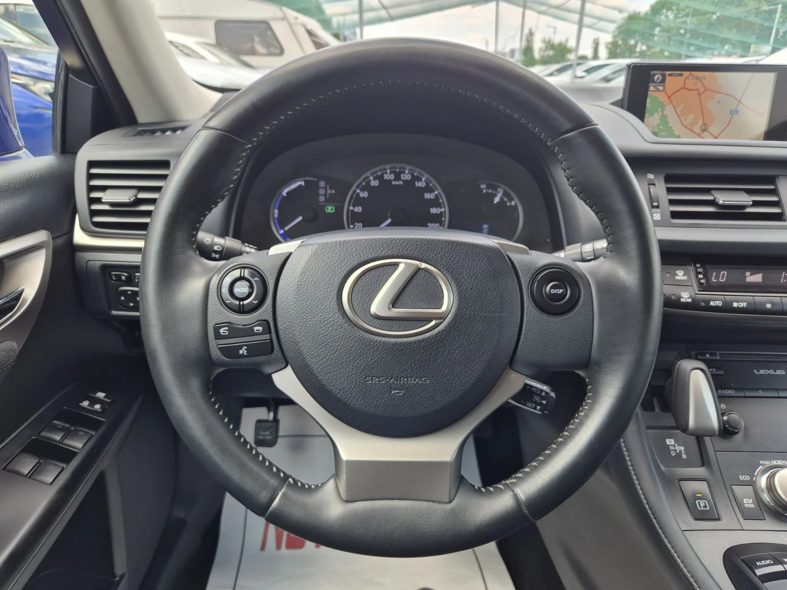 Lexus CT 200h 1.8H-FACE LIFT - изображение 9