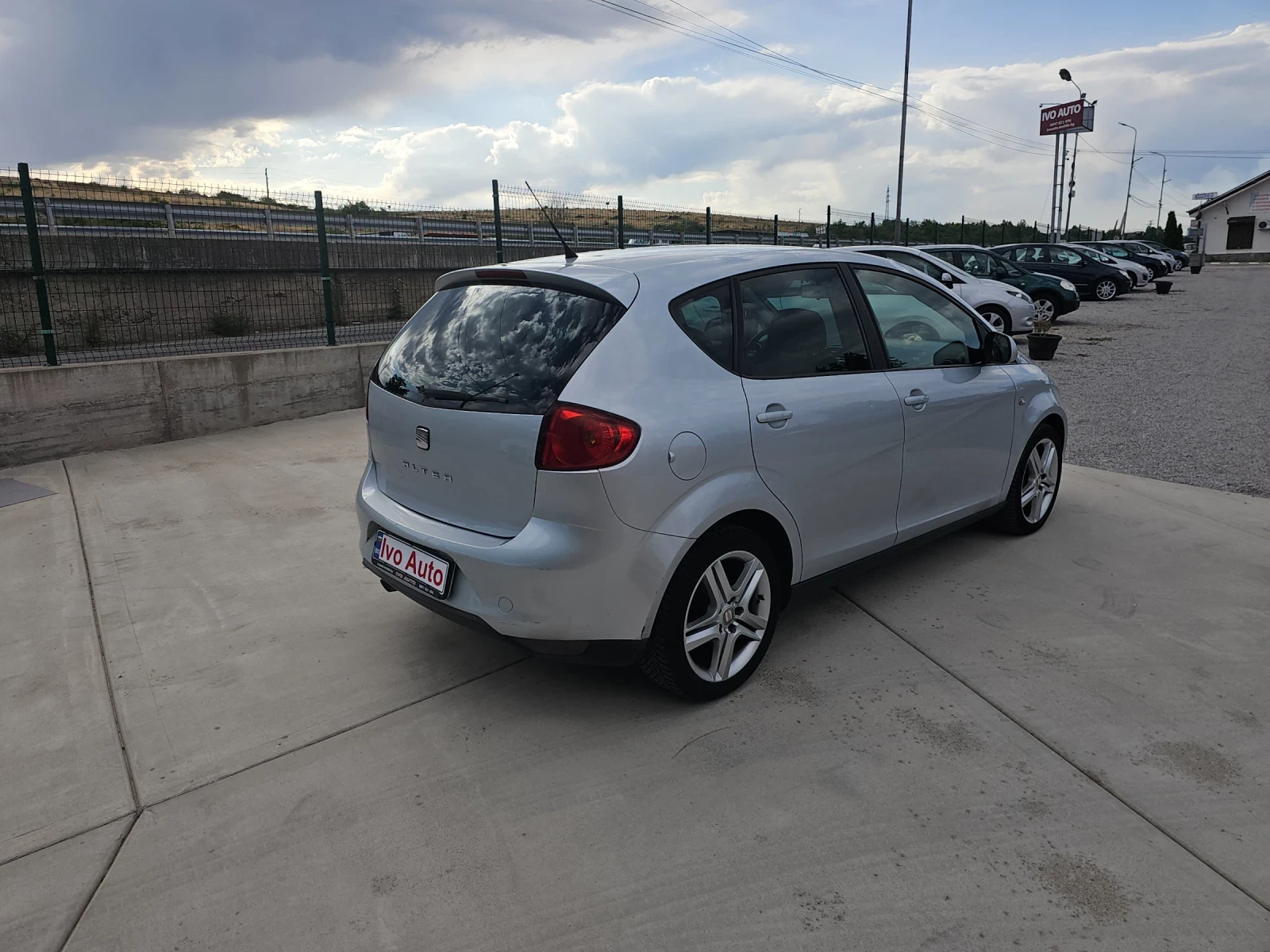 Seat Altea 1.6tdi.105k.c - изображение 7
