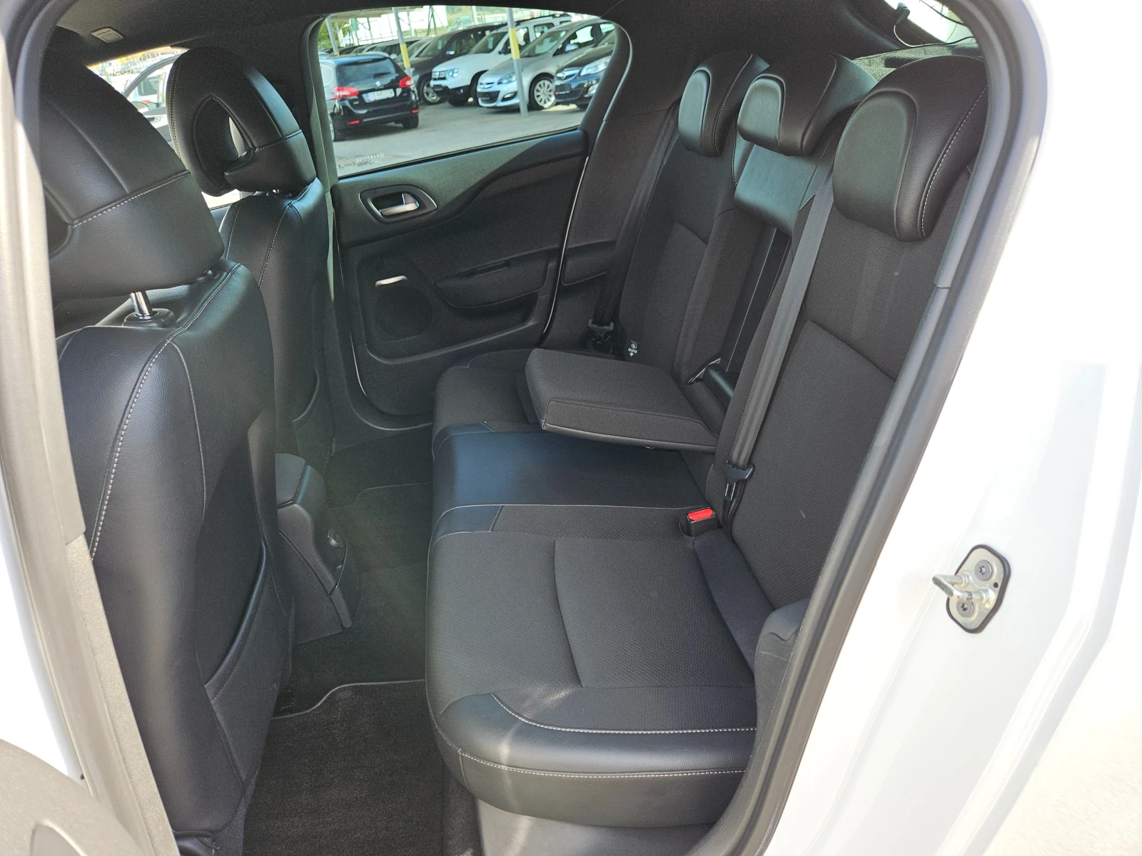 Citroen DS4 1.6HDI/120k.c/6/CarPlay/ACC/NAVI//EURO 6 | Mobile.bg   16