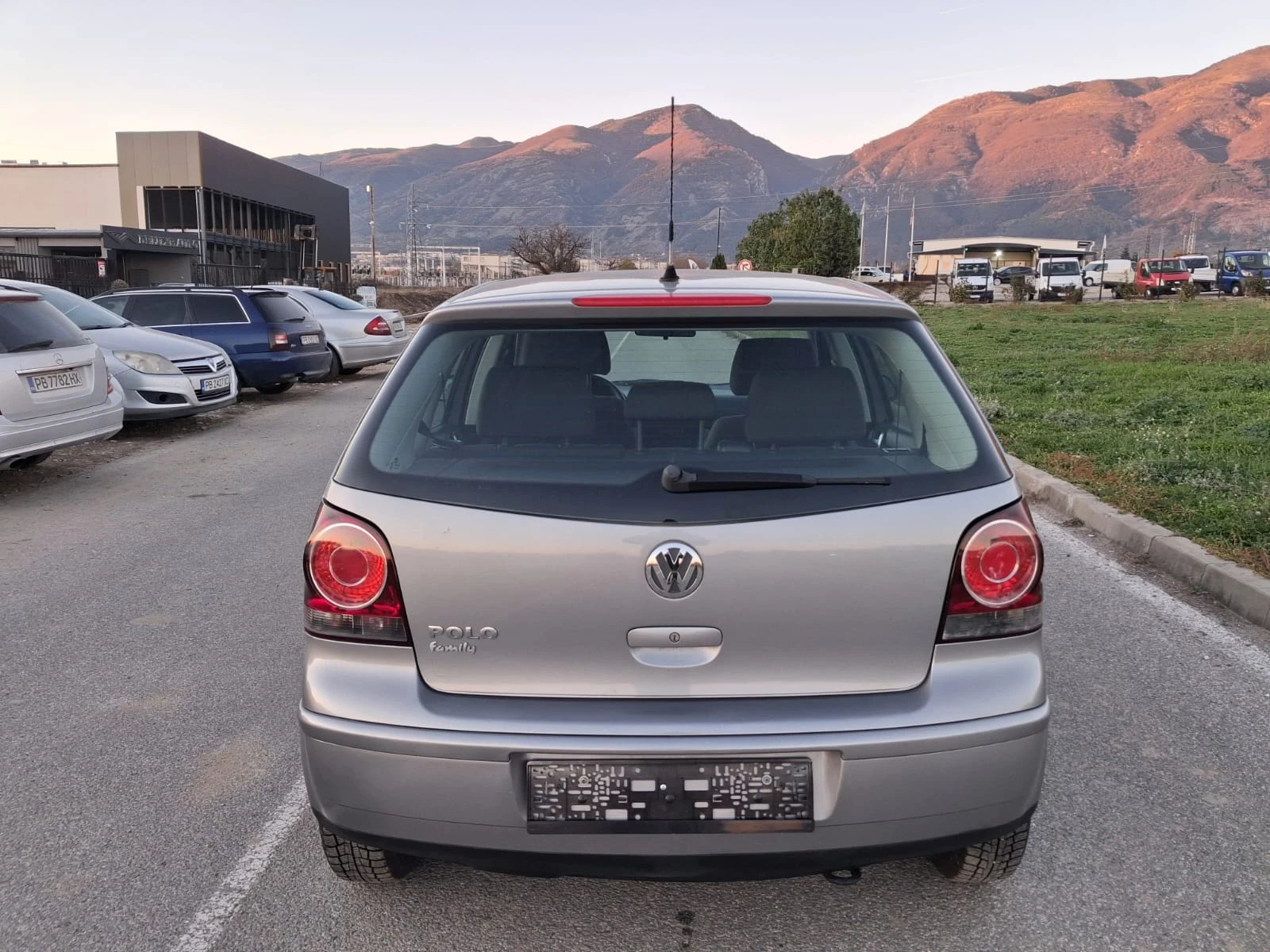 VW Polo 1.2-i   | Mobile.bg   6