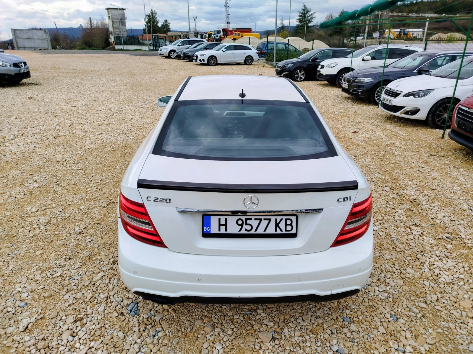 Mercedes-Benz C 220 2.2 AMG пакет - изображение 9