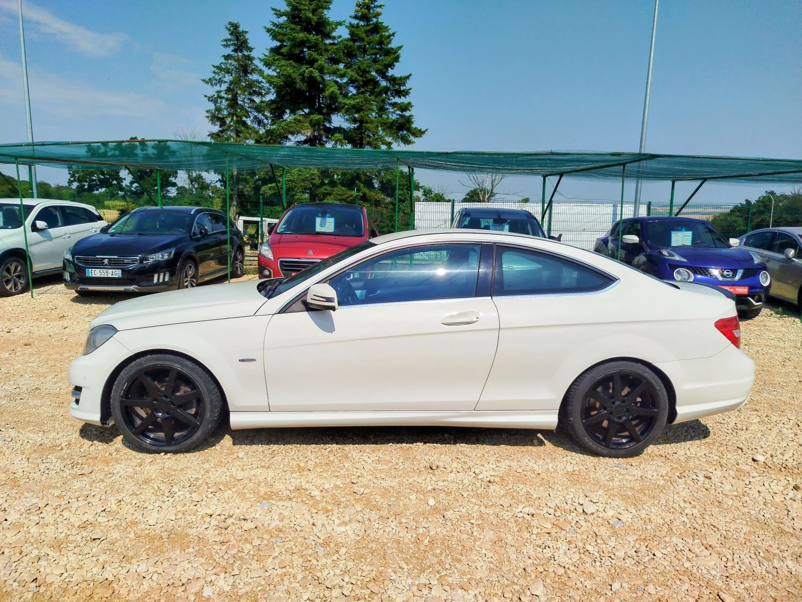 Mercedes-Benz C 220 2.2 AMG пакет/ СМЕНЕНА ВЕРИГА /, снимка 5 - Автомобили и джипове - 52656400