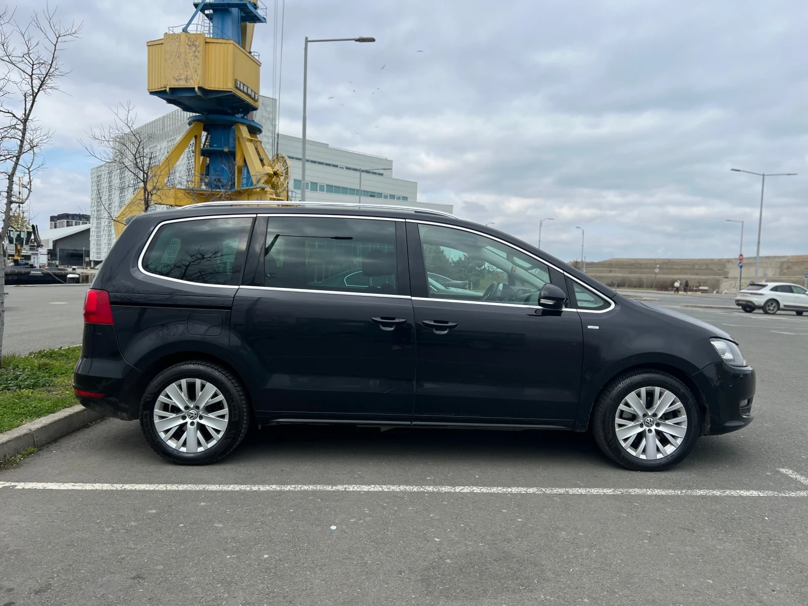 VW Sharan Life, снимка 4 - Автомобили и джипове - 53953723