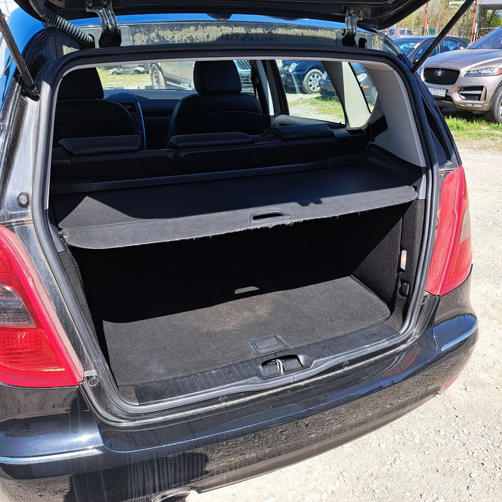 Mercedes-Benz A 180 Авангард, снимка 10 - Автомобили и джипове - 54333672