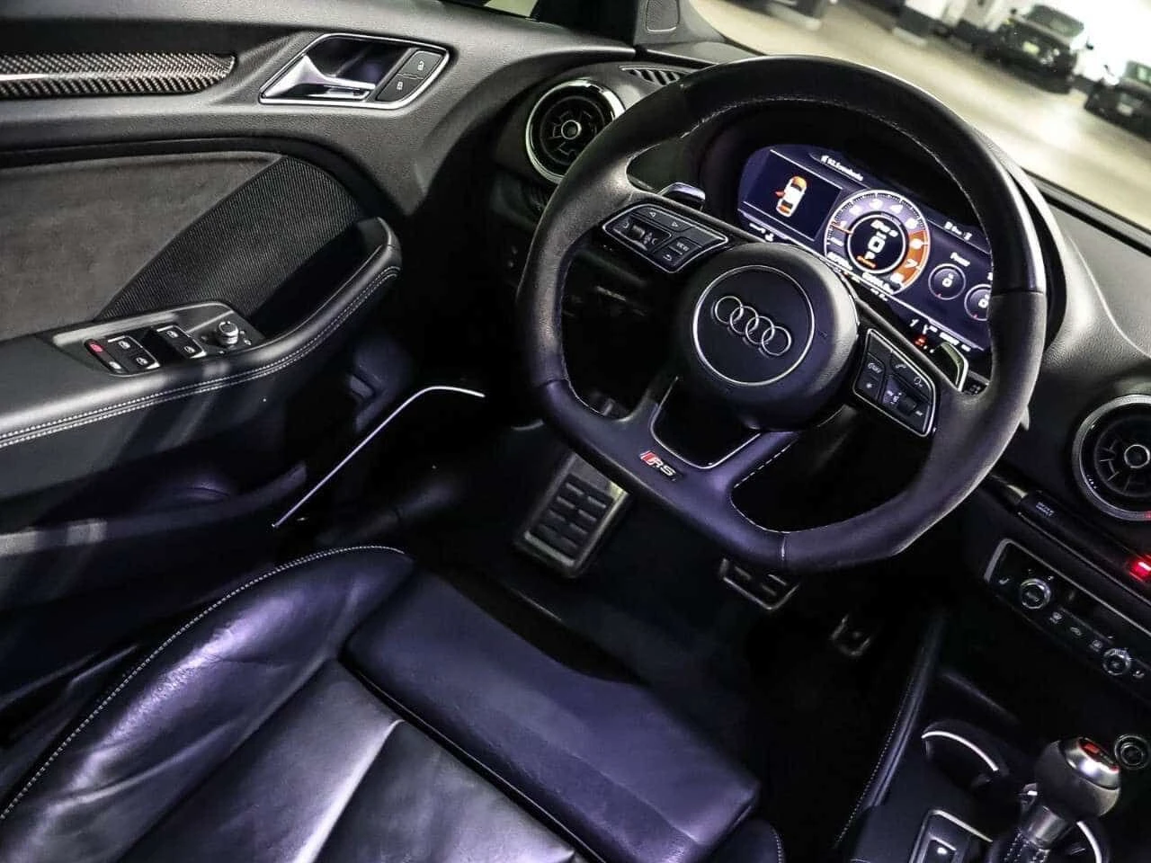 Audi Rs3 * 2.5 TFSI quattro S tronic * CARFAX * ЦЕНА ДО БГ, снимка 9 - Автомобили и джипове - 54894315