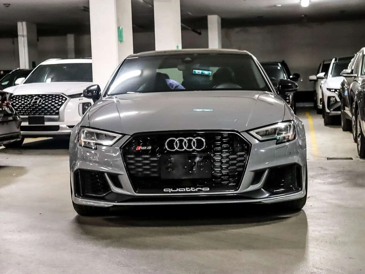 Audi Rs3 * 2.5 TFSI quattro S tronic * CARFAX * ЦЕНА ДО БГ, снимка 2 - Автомобили и джипове - 54894315