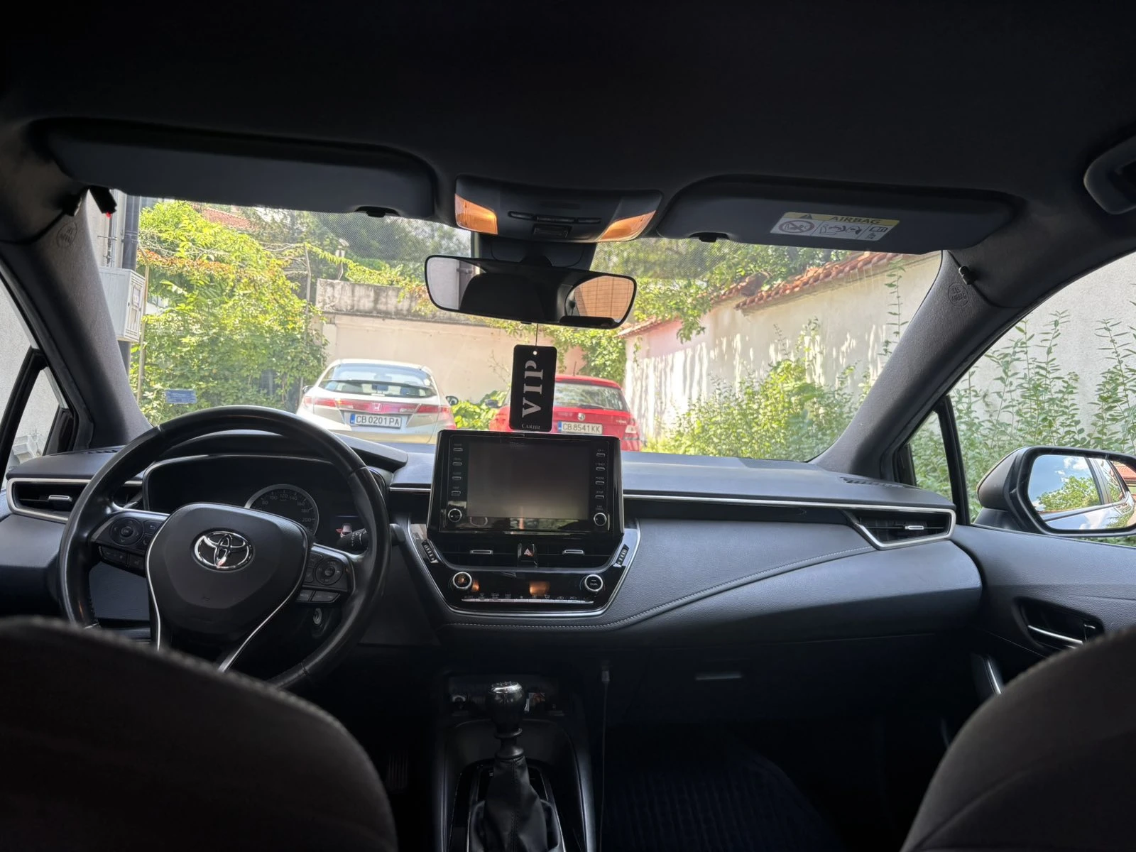 Toyota Corolla 1.2T 6MT 5D EXECUTIVE, снимка 7 - Автомобили и джипове - 55324828