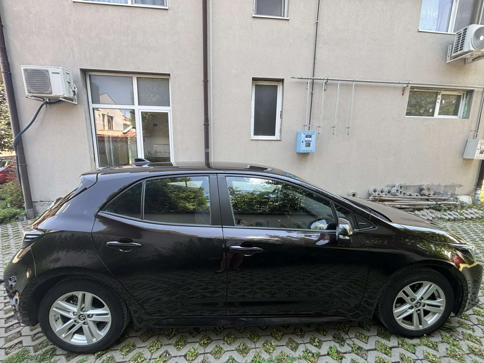Toyota Corolla 1.2T 6MT 5D EXECUTIVE, снимка 9 - Автомобили и джипове - 55324828