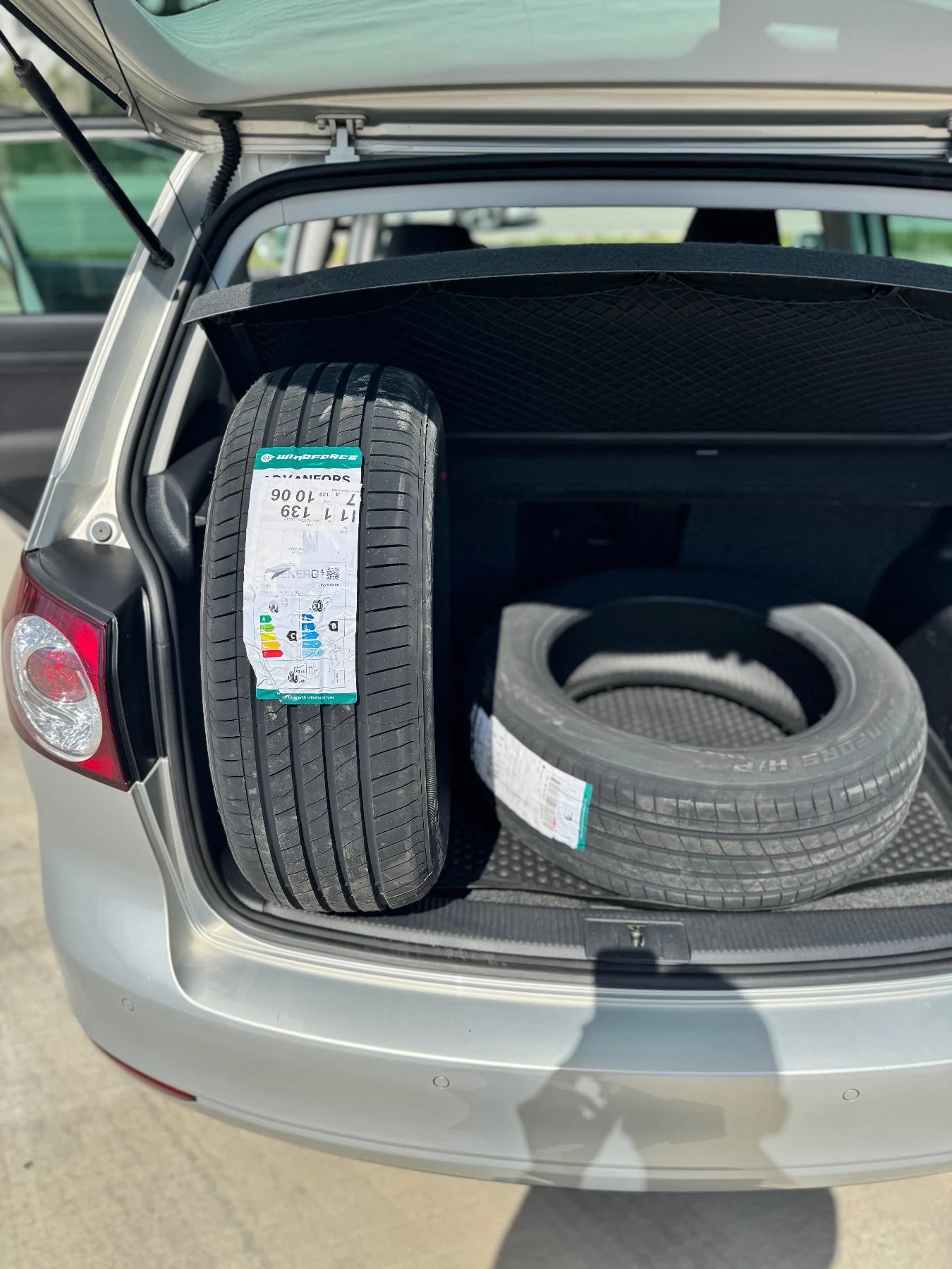 VW Golf Plus 130000КМ Регистрирана, снимка 14 - Автомобили и джипове - 55507384