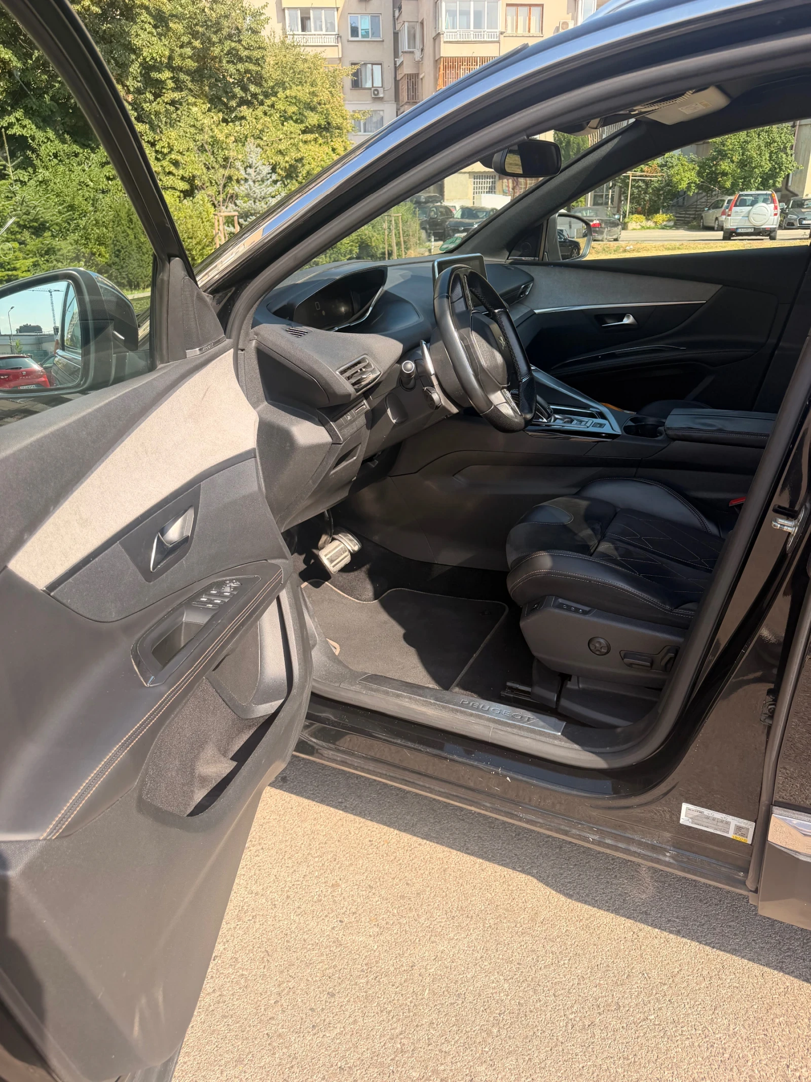 Peugeot 5008 GT, снимка 5 - Автомобили и джипове - 55848904