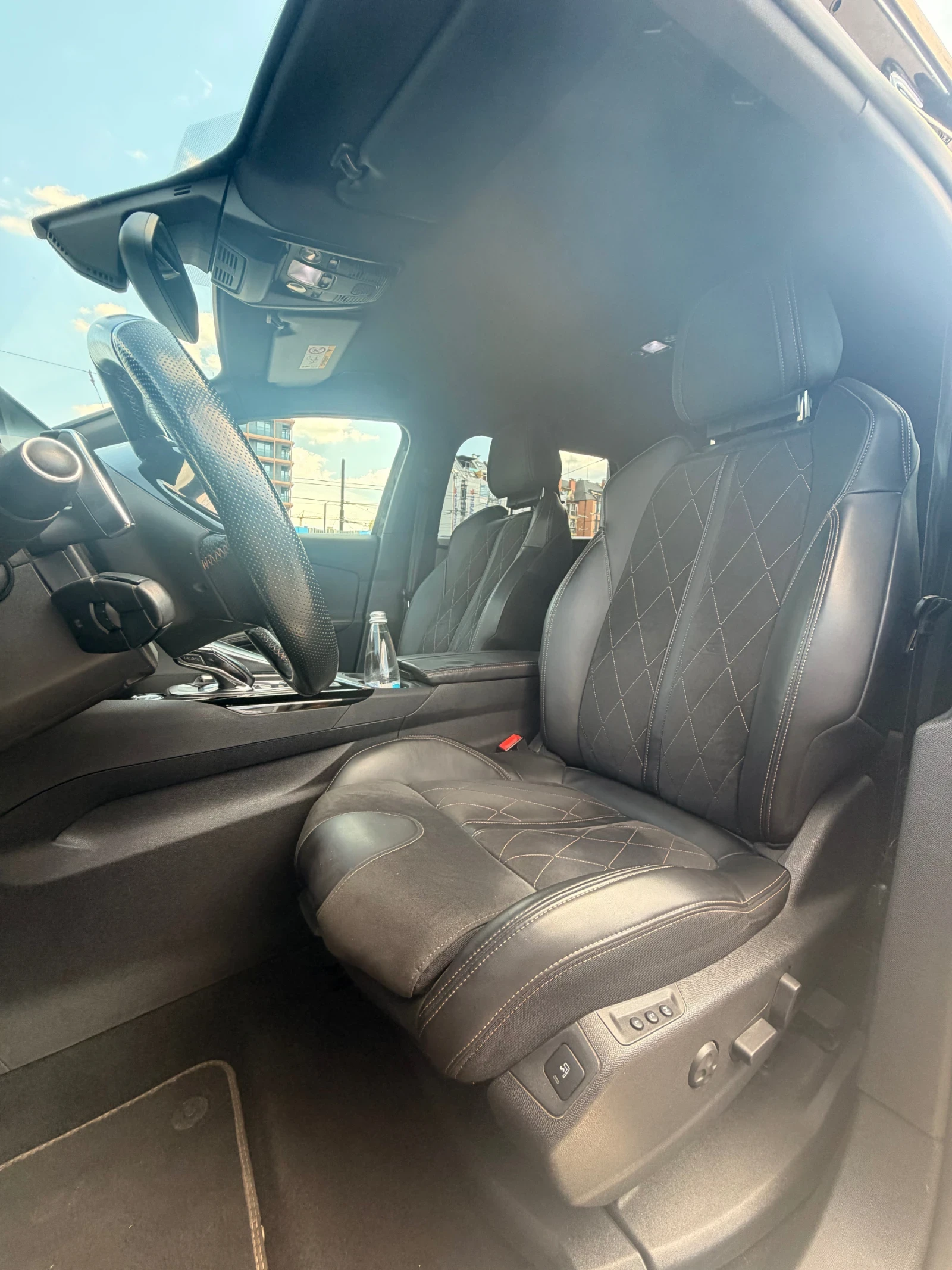 Peugeot 5008 GT, снимка 9 - Автомобили и джипове - 55848904