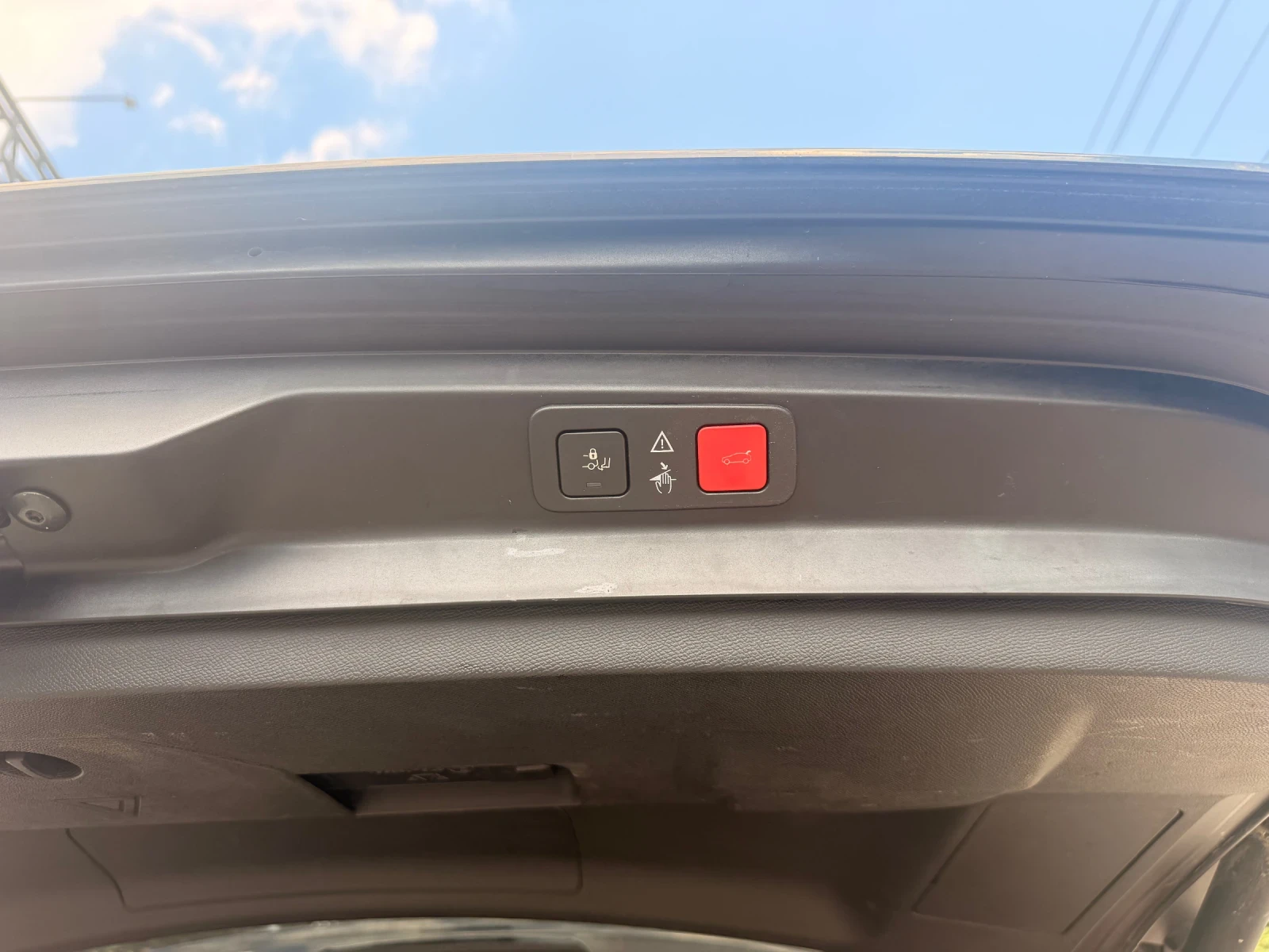 Peugeot 5008 GT, снимка 11 - Автомобили и джипове - 55848904