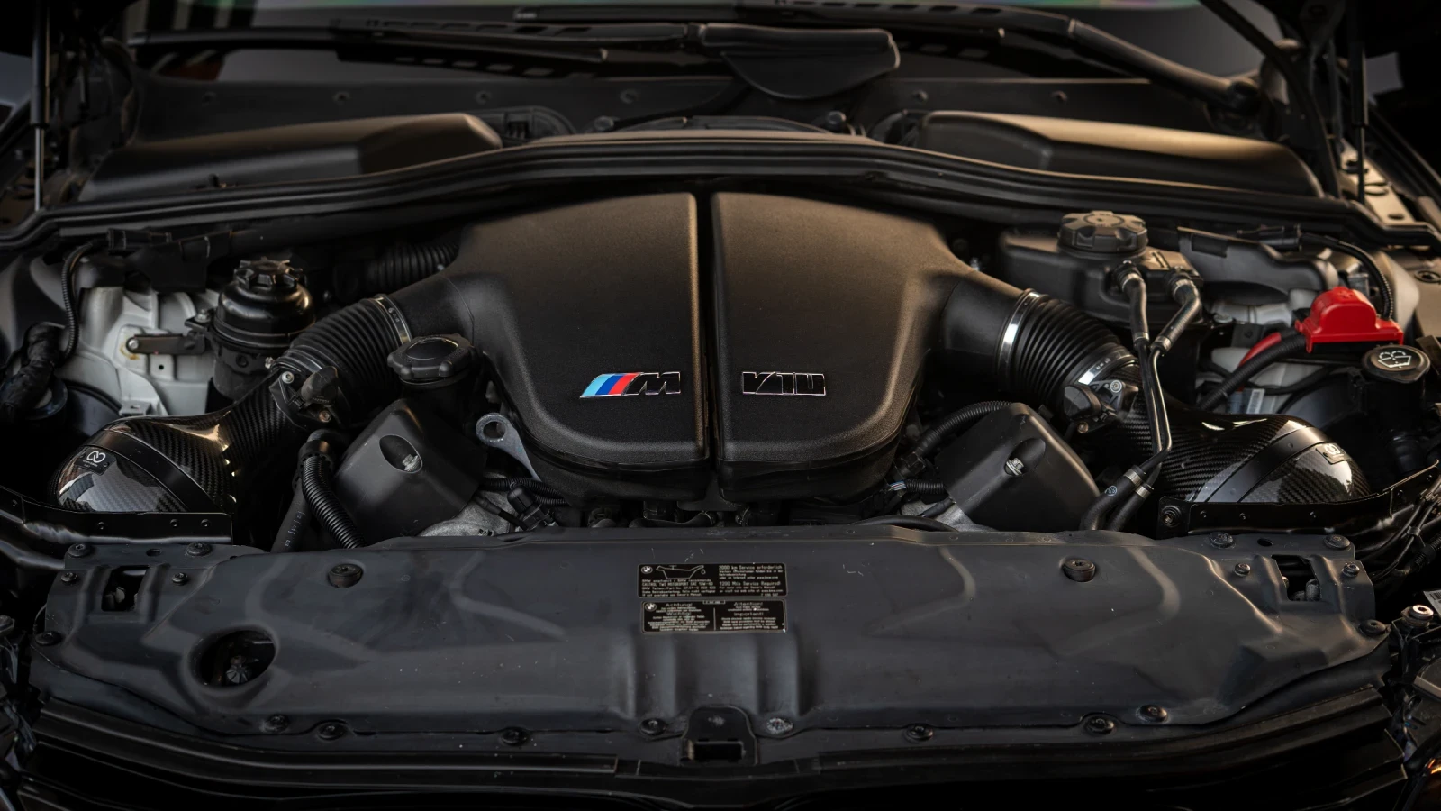 BMW M5, снимка 17 - Автомобили и джипове - 56049587