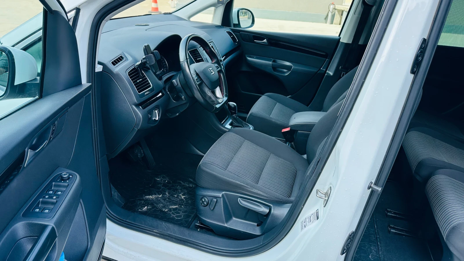 Seat Alhambra N7-2.0tdi(184kc) 4x4, снимка 17 - Автомобили и джипове - 56170576