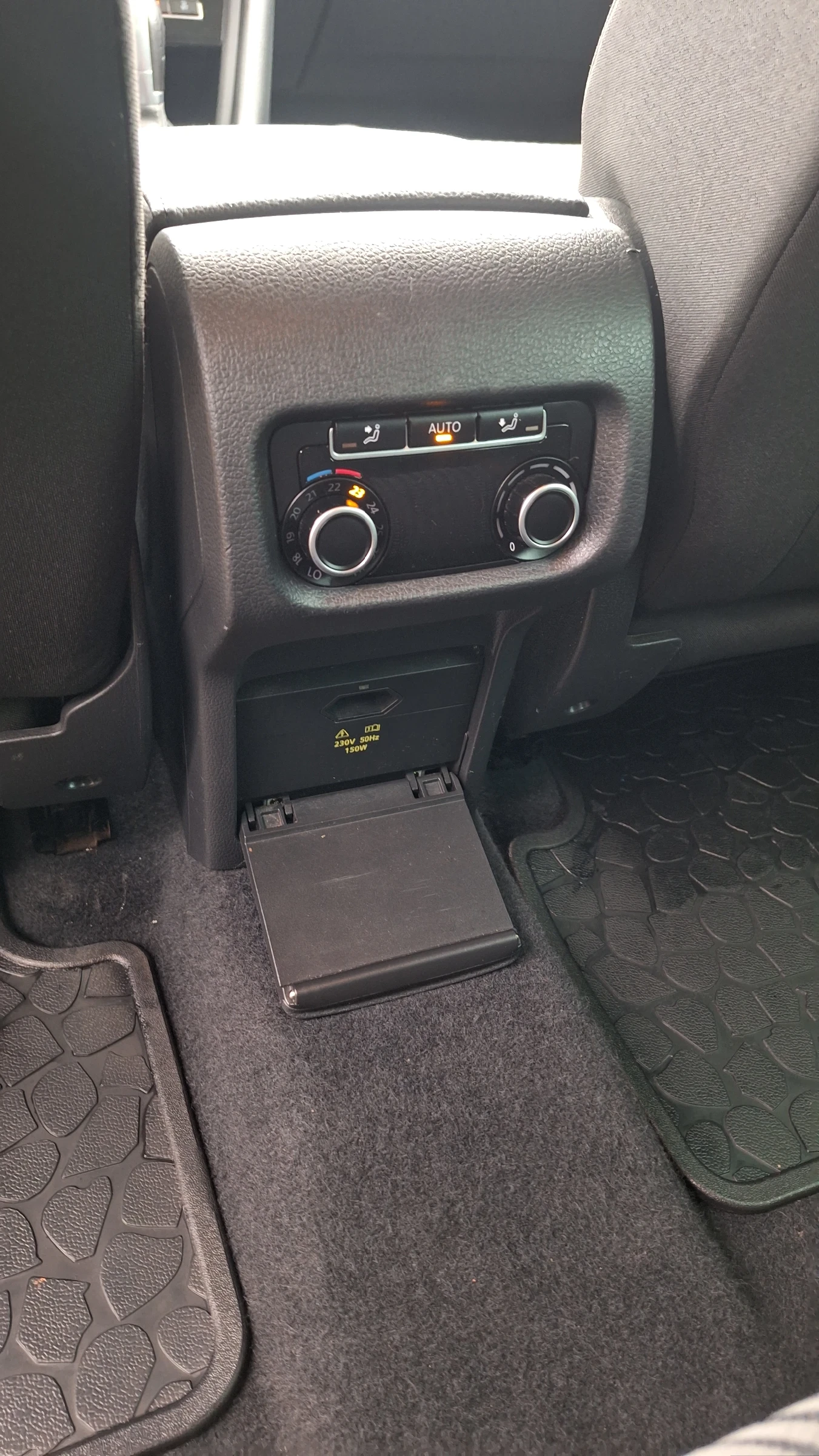 Seat Alhambra N7-2.0tdi(184kc) 4x4, снимка 11 - Автомобили и джипове - 56170576