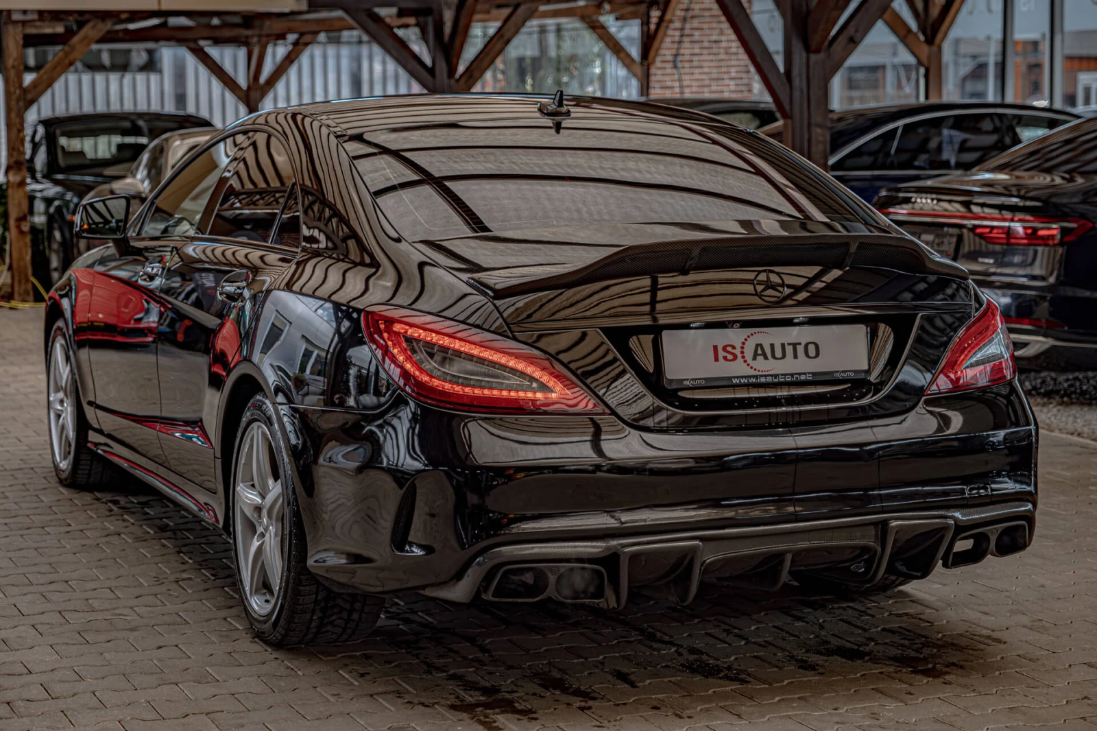 Mercedes-Benz CLS 500 V8 BiTurbo/Harman Kardon/Обдухване/Камера/Дистр./B, снимка 4 - Автомобили и джипове - 56201876
