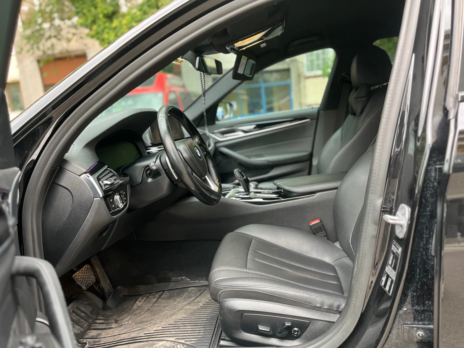 BMW 520, снимка 9 - Автомобили и джипове - 56272901