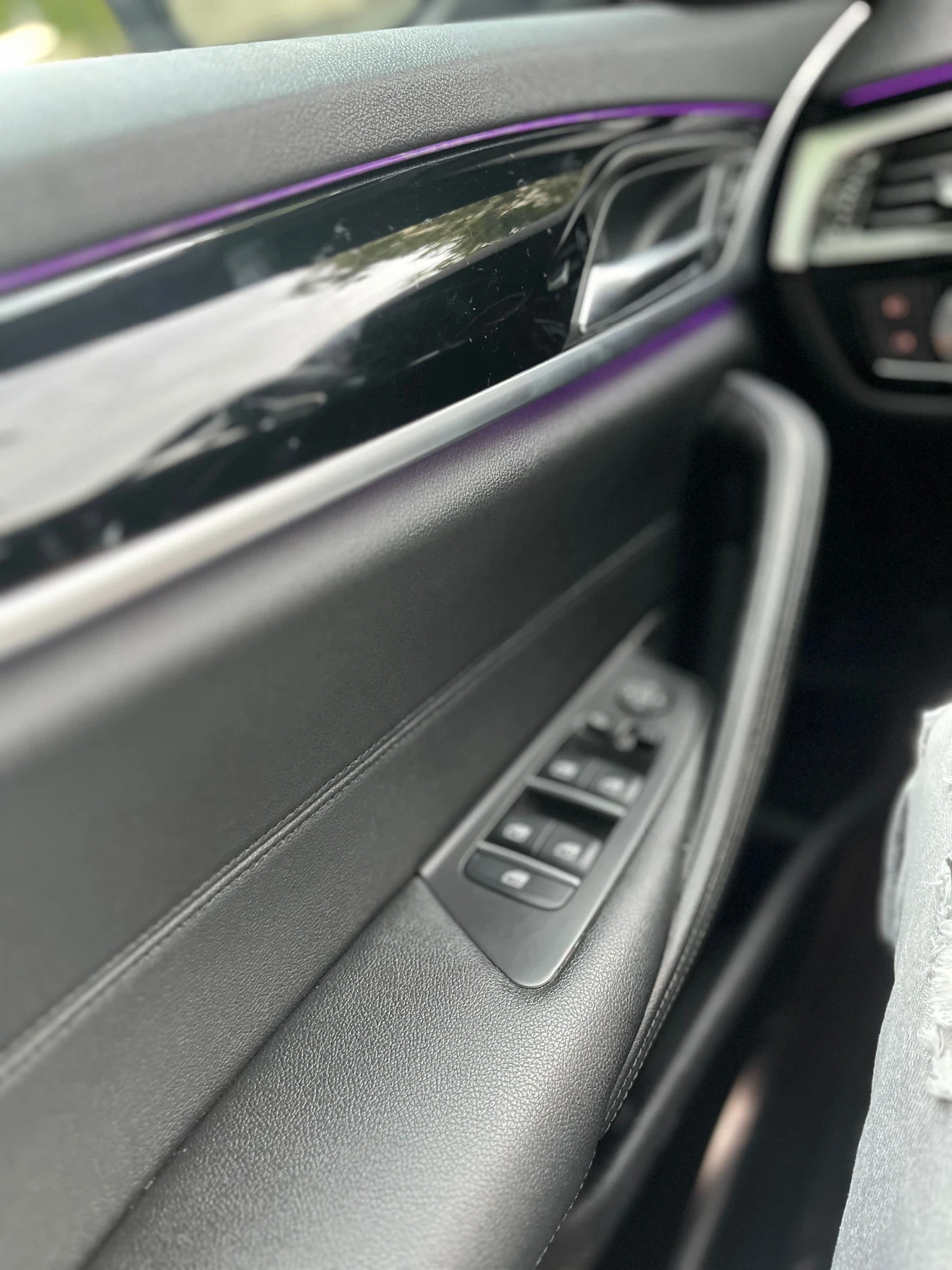 BMW 520, снимка 16 - Автомобили и джипове - 56272901