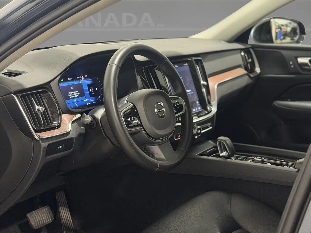 Volvo S60 2.0 B5 Plus Dark Theme AWD, снимка 7 - Автомобили и джипове - 56414477