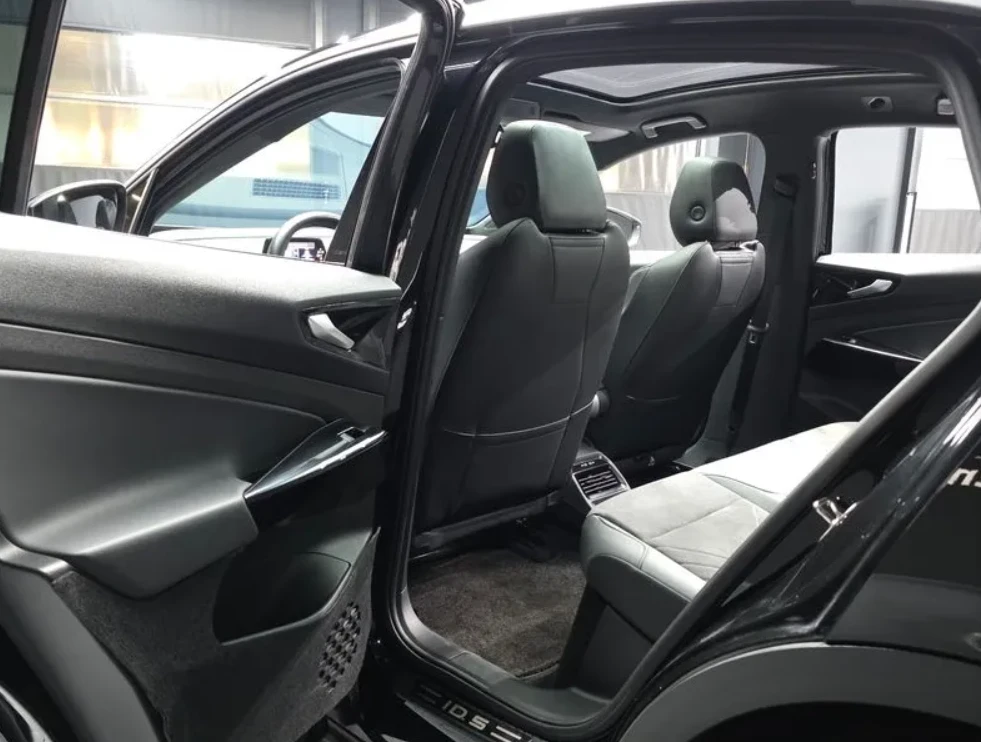VW ID.5 PRO, снимка 15 - Автомобили и джипове - 56431108
