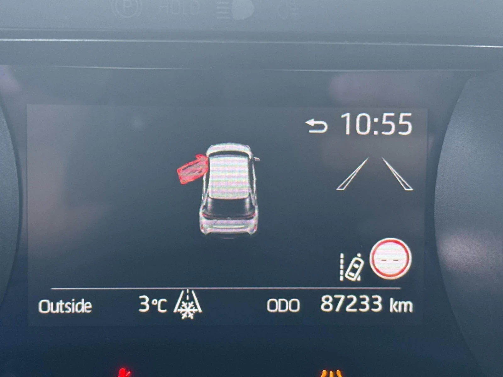 Toyota Yaris Cross Хибрид, снимка 10 - Автомобили и джипове - 56732284