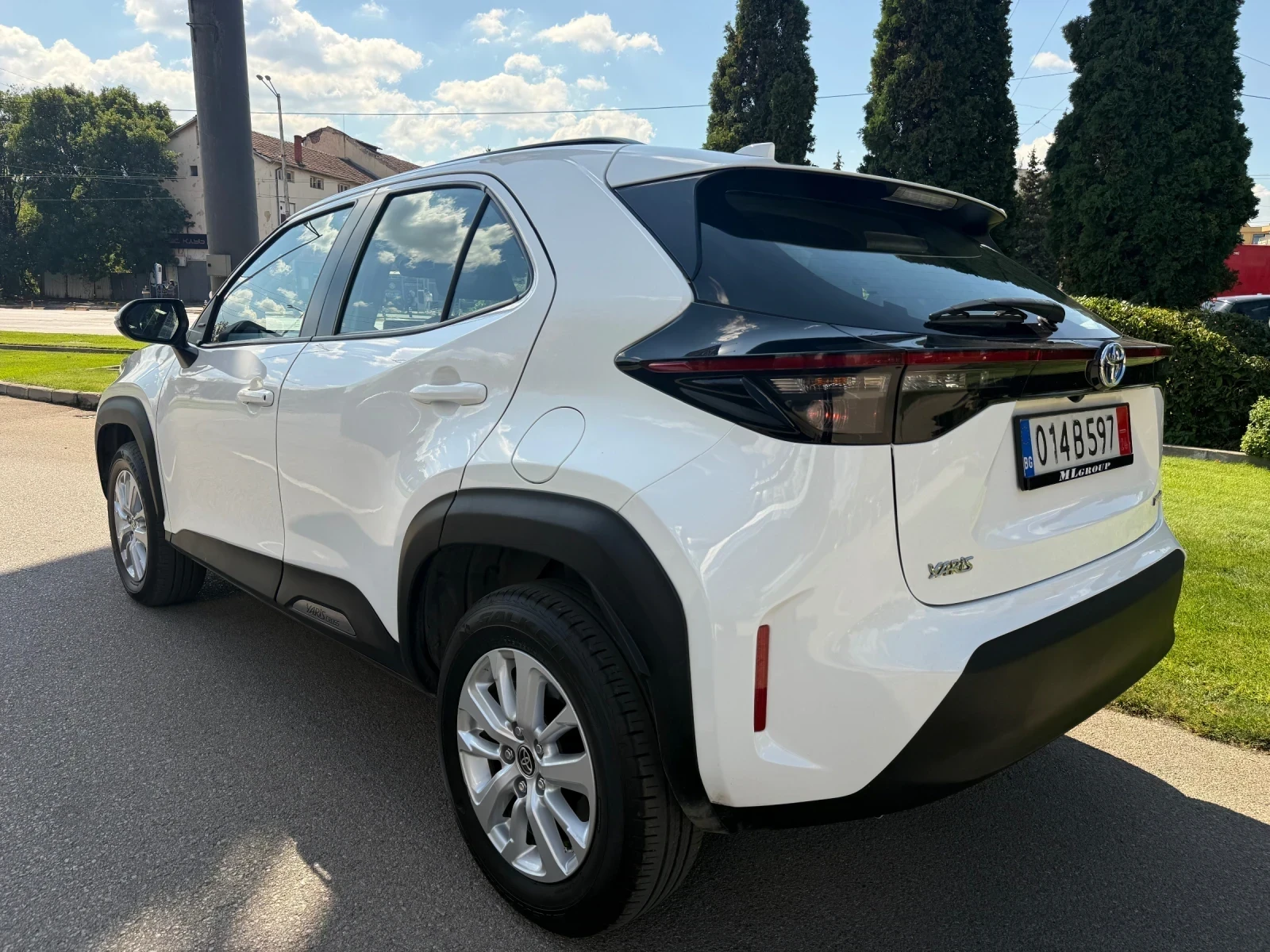 Toyota Yaris Cross Хибрид, снимка 4 - Автомобили и джипове - 56732284