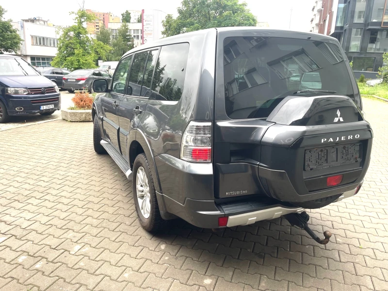 Mitsubishi Pajero 3.2 DI-D LWB, снимка 2 - Автомобили и джипове - 48624050