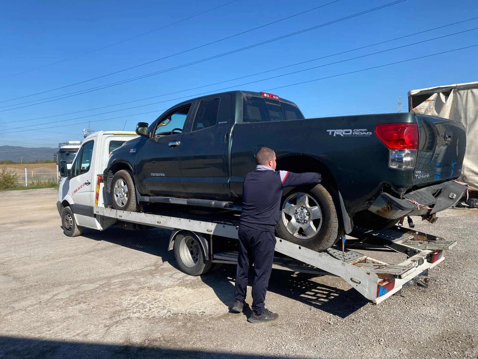 Toyota Tundra 5.7 4x4 DOUBLE CAB TRD LIMITED - изображение 5