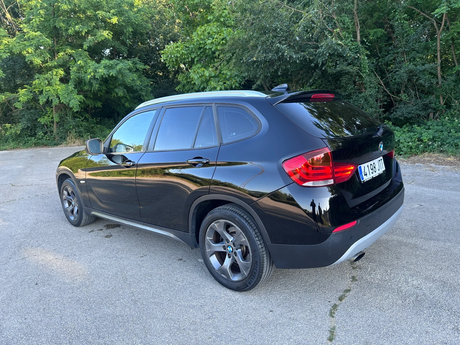 BMW X1 2.0 - изображение 10