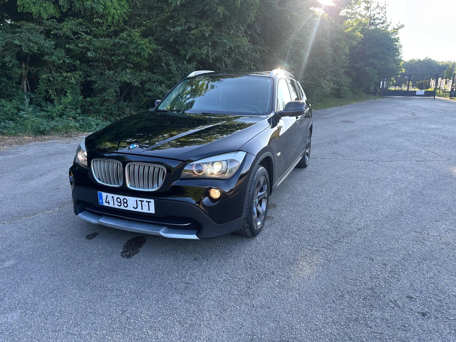BMW X1 2.0 - изображение 2