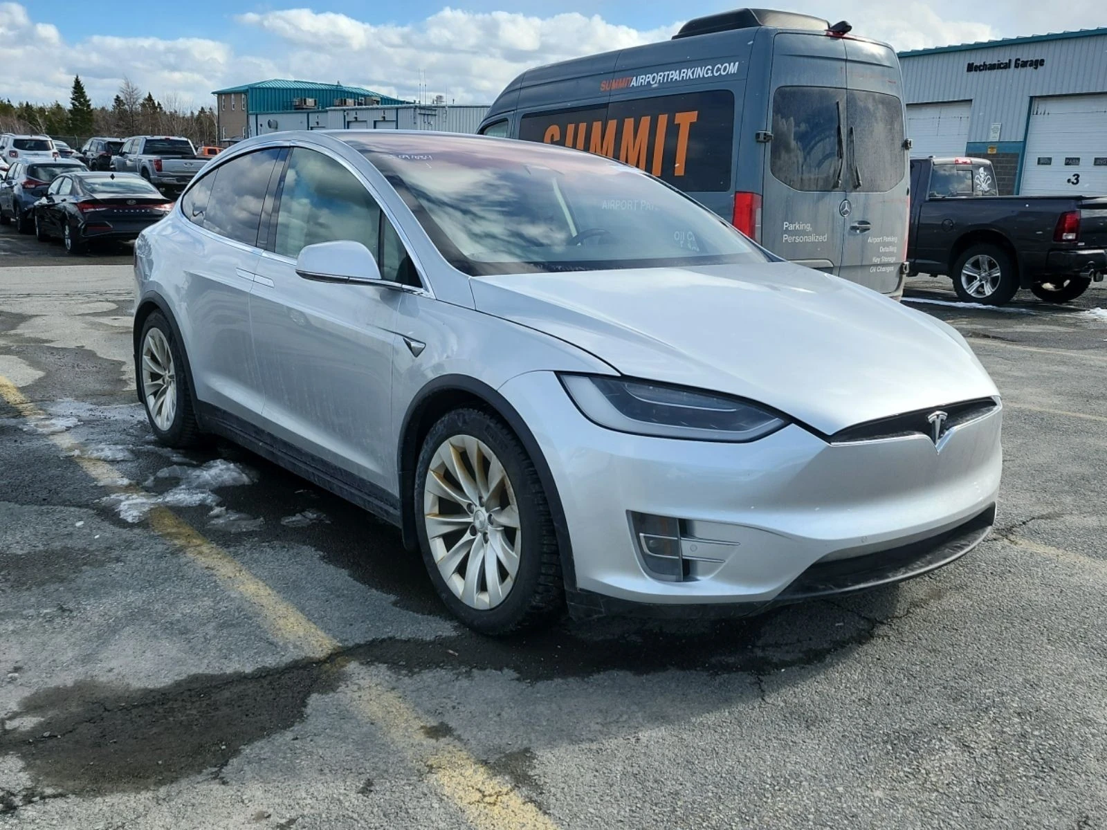 Tesla Model X С РЕГИСТРАЦИЯ & АВТО КРЕДИТ, снимка 2 - Автомобили и джипове - 54028539