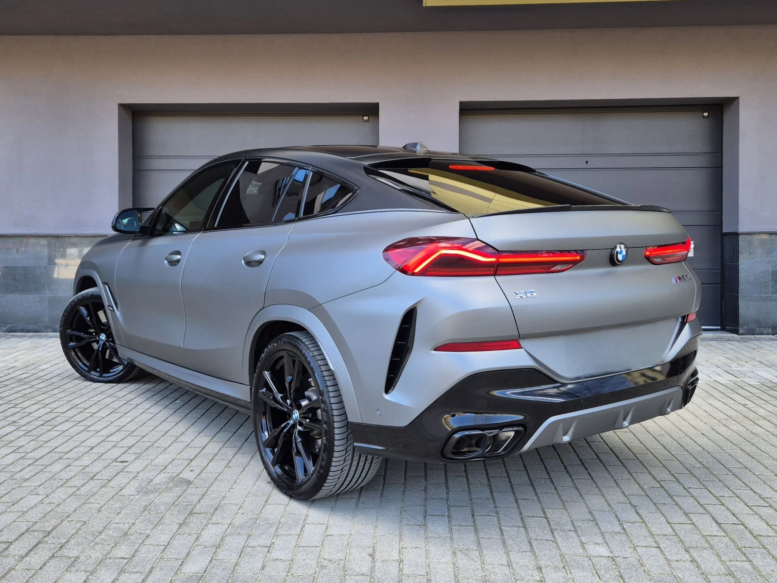 BMW X6 M60i#INDIVIDUAL #CARBON#FULL#ГАРАНЦИЯ#, снимка 4 - Автомобили и джипове - 54146579