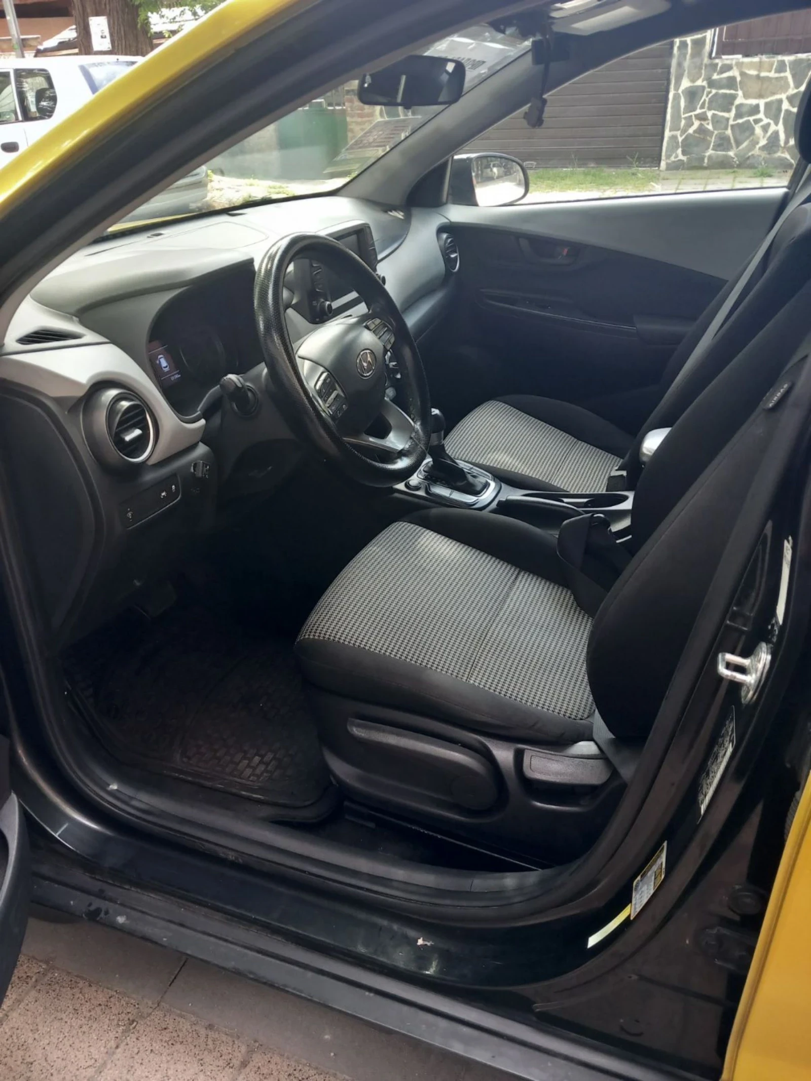 Hyundai Kona 2.0 Бензин/Газ, снимка 6 - Автомобили и джипове - 54520941