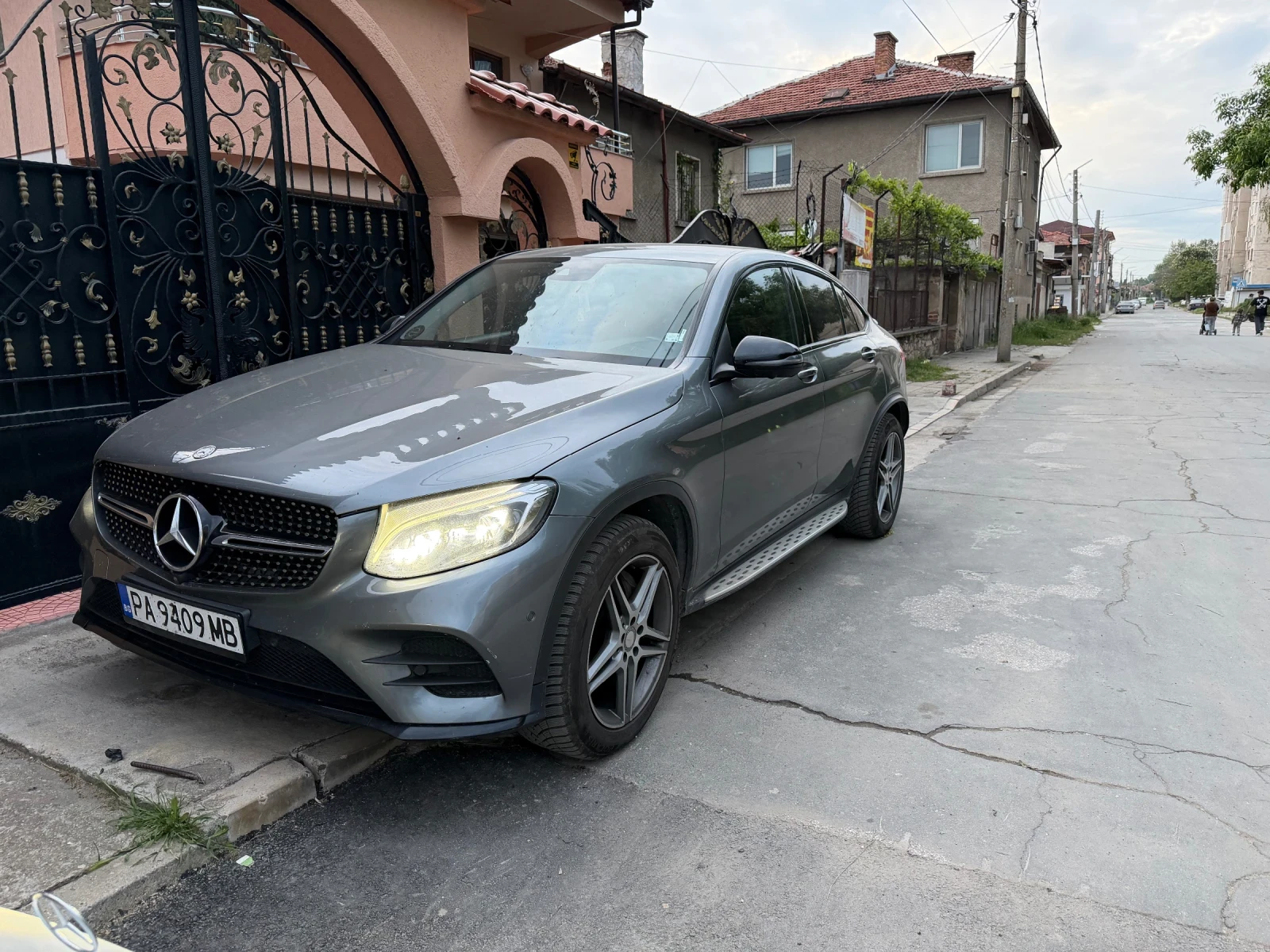 Mercedes-Benz GLC 220 Full ambient big navi german , снимка 2 - Автомобили и джипове - 54632918