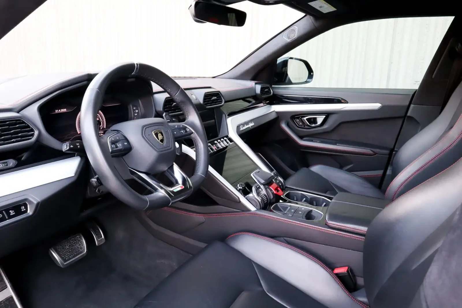 Lamborghini Urus, снимка 8 - Автомобили и джипове - 54782836