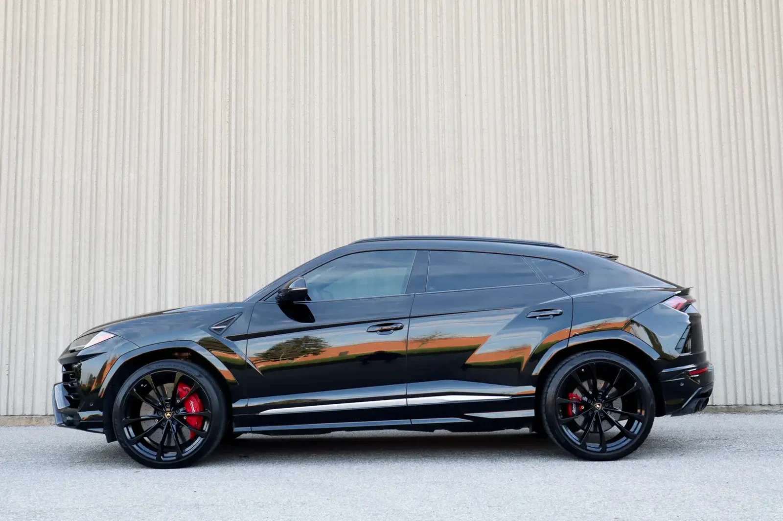 Lamborghini Urus, снимка 2 - Автомобили и джипове - 54782836