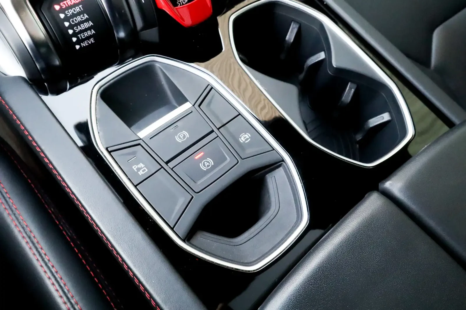 Lamborghini Urus, снимка 10 - Автомобили и джипове - 54782836