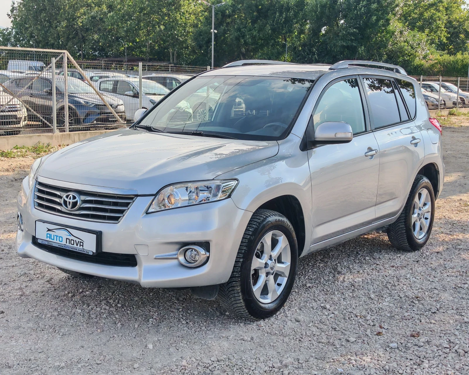 Toyota Rav4 2.2 136 К.С. ДИЗЕЛ! 4Х4! , снимка 3 - Автомобили и джипове - 55064279