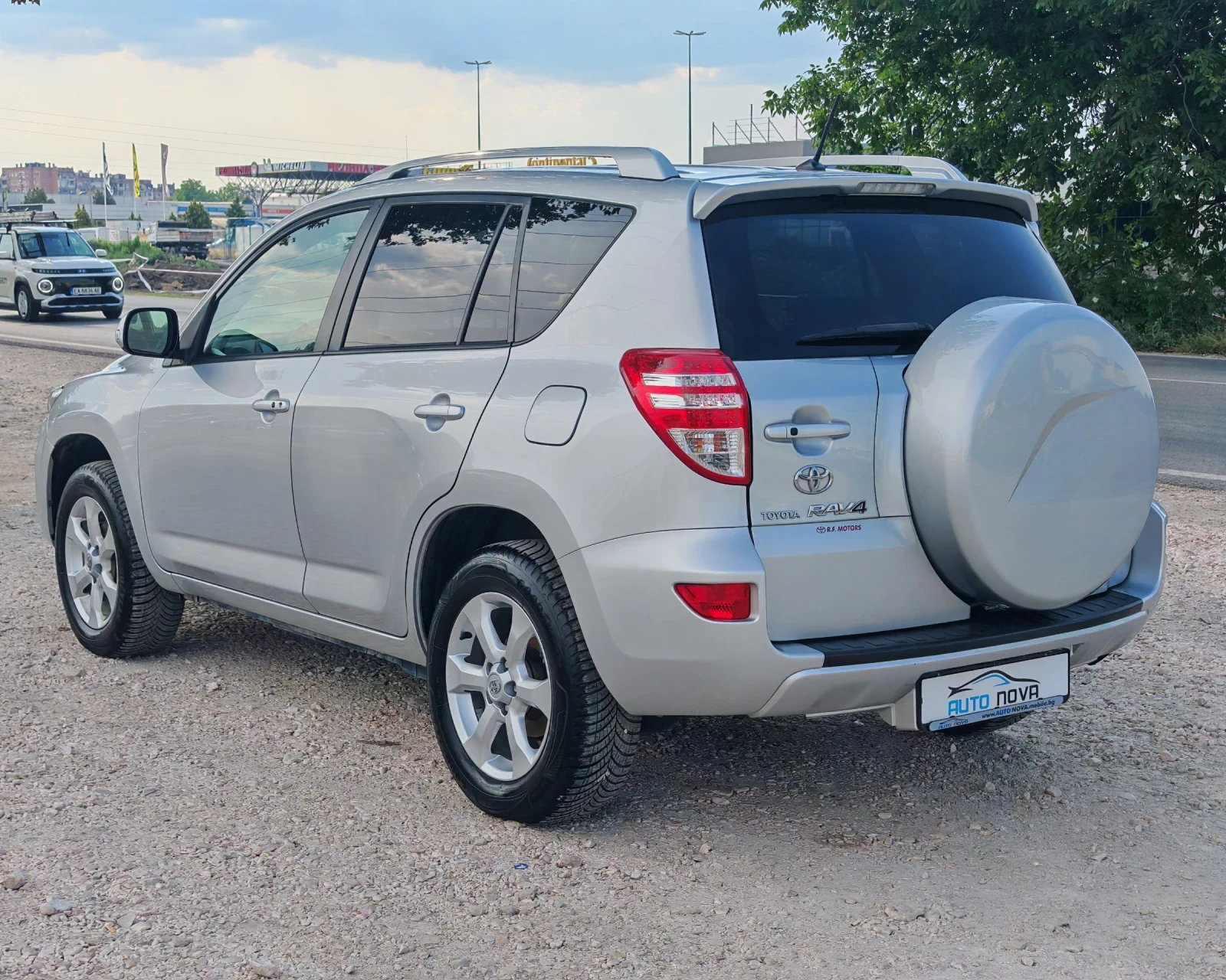Toyota Rav4 2.2 136 К.С. ДИЗЕЛ! 4Х4! , снимка 7 - Автомобили и джипове - 55064279