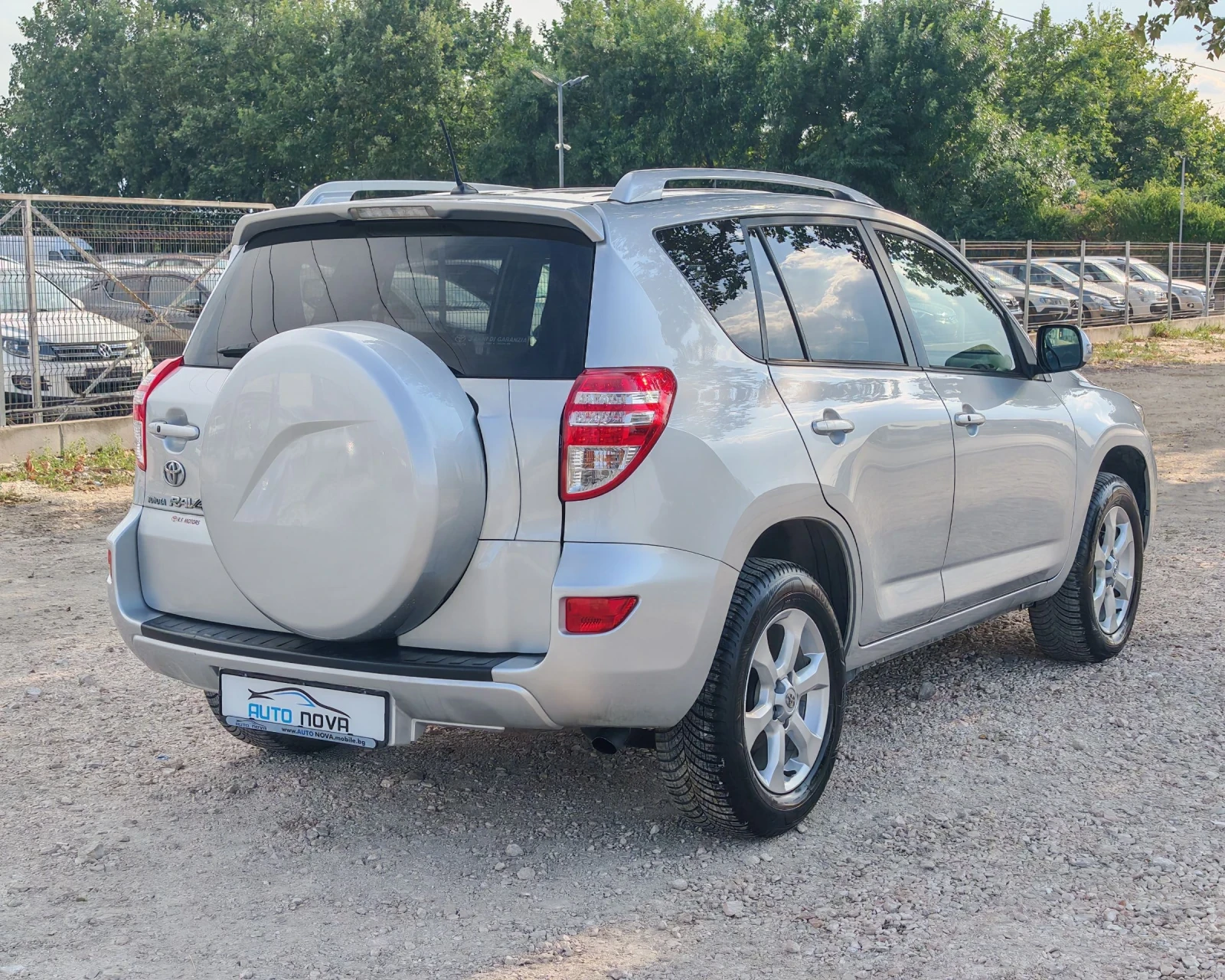Toyota Rav4 2.2 136 К.С. ДИЗЕЛ! 4Х4! , снимка 5 - Автомобили и джипове - 55064279